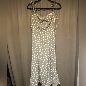 Lulus Green and White Dress Women’s Sz Med